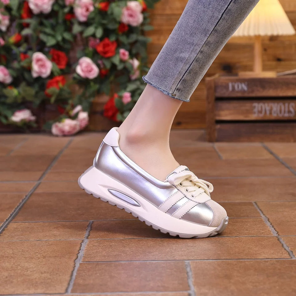 Trendy Women's Sneakers in Stylish Textile Blend
