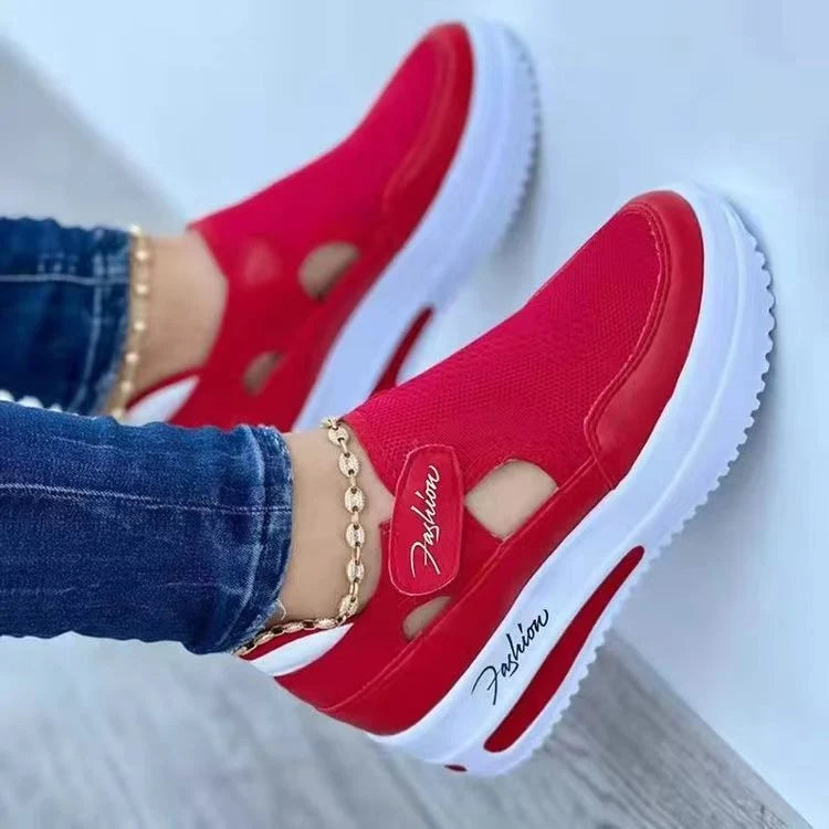 Slip-on sneakers til damer med mesh-design og blød sål