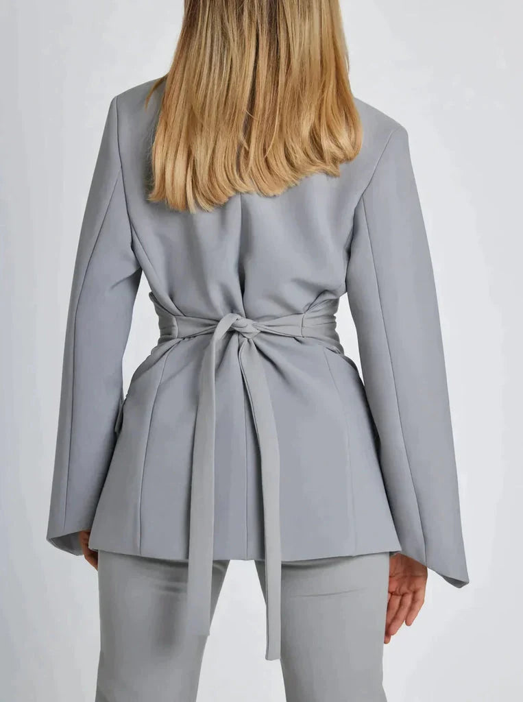 Chic Belted Blazer for Sophisticated Style